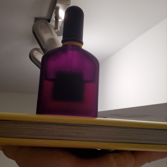 Velvet Orchid Lumiere by Tom Ford - Picture 5 of 9